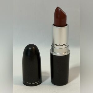 *Discontinued* MAC – Satin Lipstick 825 Verve